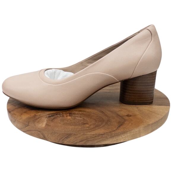 Clarks Cosmo Step Blush Pink Leather Pumps Low Heels Women's Size 9.5 - Picture 1 of 7